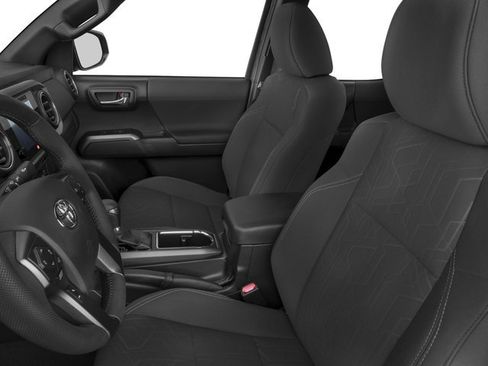 Used 2016 Toyota Tacoma TRD Sport w/ Towing Package image 9