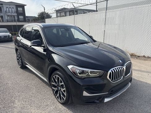 Used 2021 BMW X1 sDrive28i w/ Premium Package image 23