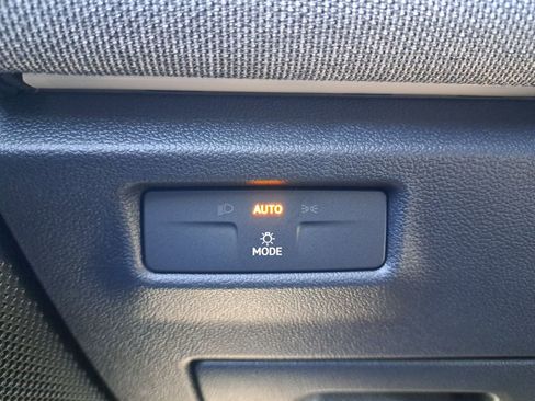 New 2026 Volkswagen Tiguan S AWD/4WD image 24