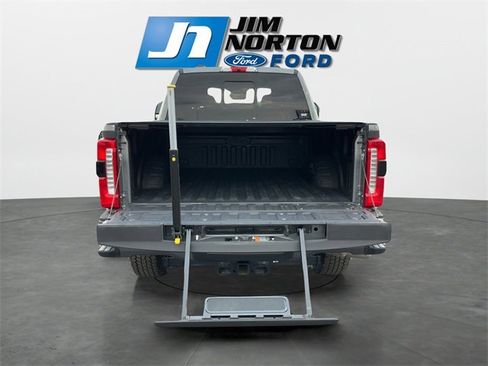 Used 2024 Ford F250 Lariat w/ Lariat Ultimate Package image 11