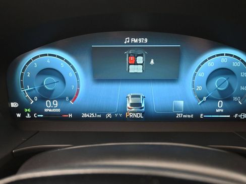Used 2025 Ford Escape Platinum AWD/4WD image 7