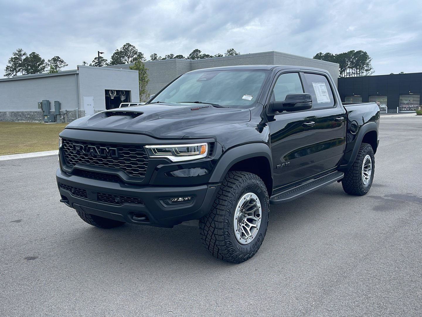 New 2026 RAM 1500 RHO w/ RHO Level 1 Equipment Group AWD/4WD image 3