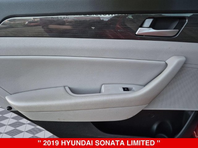 Used 2019 Hyundai Sonata Limited FWD image 29