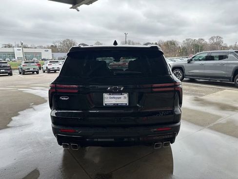 New 2026 Chevrolet Traverse LT w/ Midnight/Sport Edition image 8