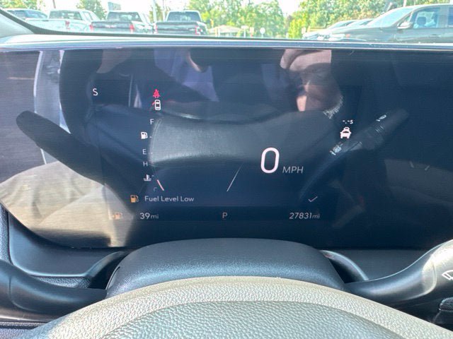 Used 2024 Buick Encore GX Avenir w/ Avenir Convenience Package AWD/4WD image 13