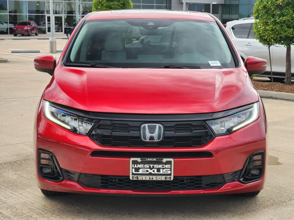 Used 2025 Honda Odyssey Elite image 2