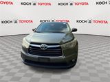 Used 2015 Toyota Highlander XLE image 3