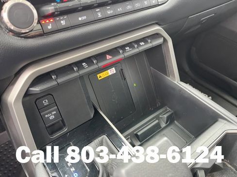 Used 2023 Toyota Tundra Limited image 28