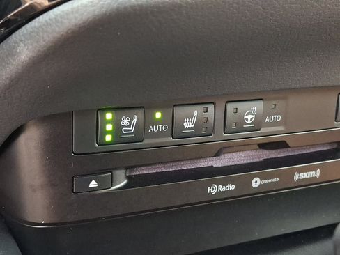 Used 2022 Lexus ES 350 w/ Premium Package FWD image 25