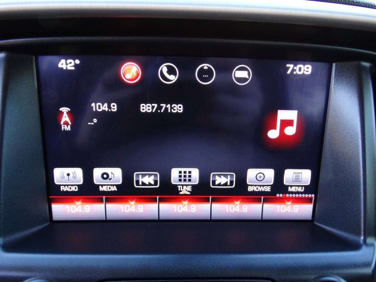 Used 2016 GMC Canyon 4x4 Crew Cab SLT w/ Driver Alert Package image 24