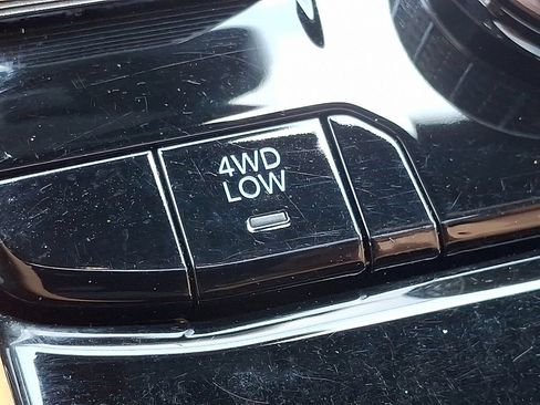 Used 2023 Jeep Grand Cherokee Summit AWD/4WD image 28
