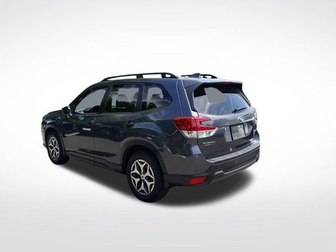 Used 2023 Subaru Forester Premium AWD/4WD image 6
