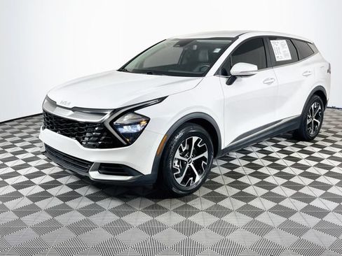 Used 2023 Kia Sportage EX FWD image 4