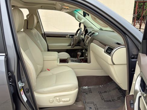 Used 2015 Lexus GX 460 Luxury AWD/4WD image 14