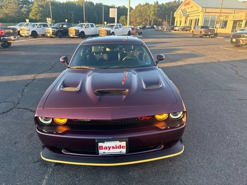 Used 2022 Dodge Challenger R/T Scat Pack RWD image 20