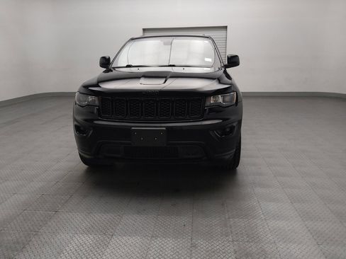 Used 2020 Jeep Grand Cherokee Altitude RWD image 15