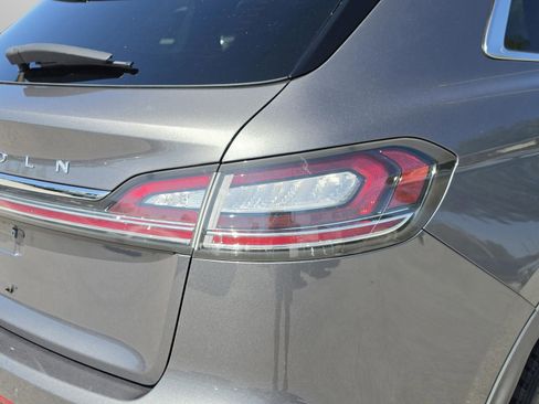 Used 2022 Lincoln Nautilus Reserve w/ Equipment Group 201A image 38