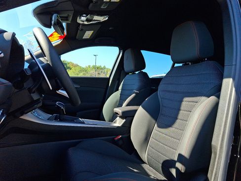 Used 2024 Dodge Hornet R/T w/ R/T Blacktop Package image 13