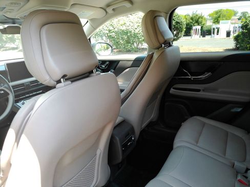 Used 2020 Lincoln Corsair AWD w/ Equipment Group 101A image 13