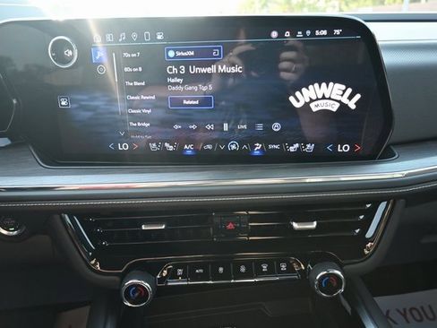 Used 2025 Chevrolet Tahoe Premier image 36