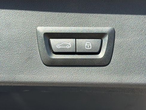 Used 2025 BMW X3 xDrive30i image 13