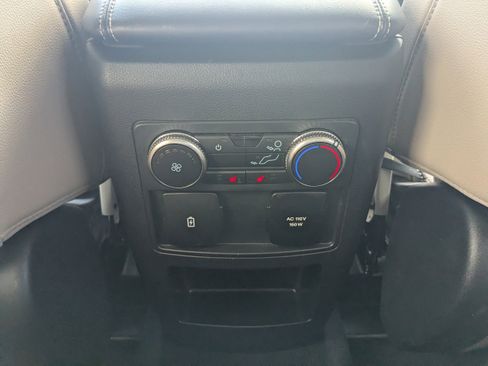 Used 2021 Ford Explorer Limited w/ Equipment Group 301A image 18