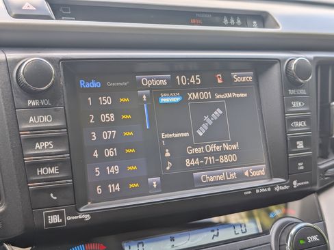 Used 2018 Toyota RAV4 Platinum FWD image 31