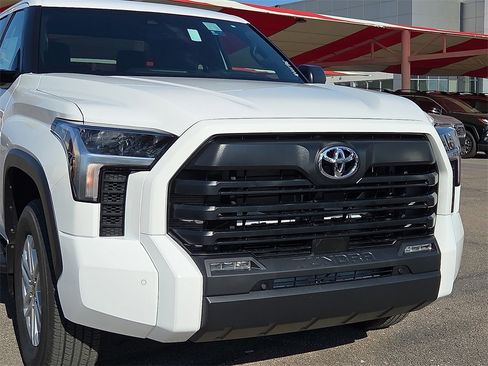 New 2026 Toyota Tundra SR5 image 8
