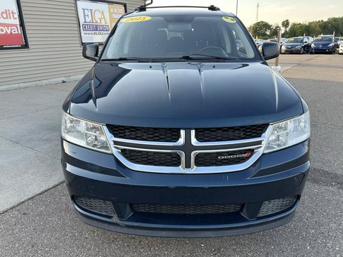Used 2015 Dodge Journey FWD image 2