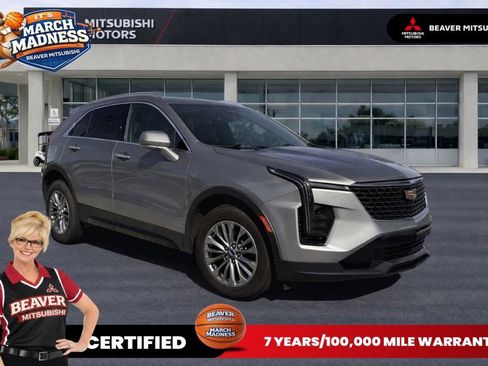 Used 2024 Cadillac XT4 Premium Luxury image 1