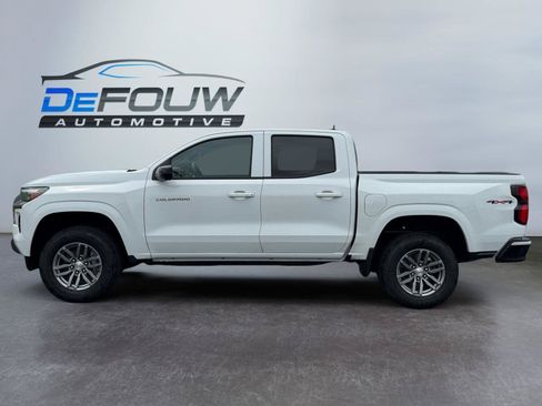 New 2026 Chevrolet Colorado LT w/ LT Convenience Package AWD/4WD image 6