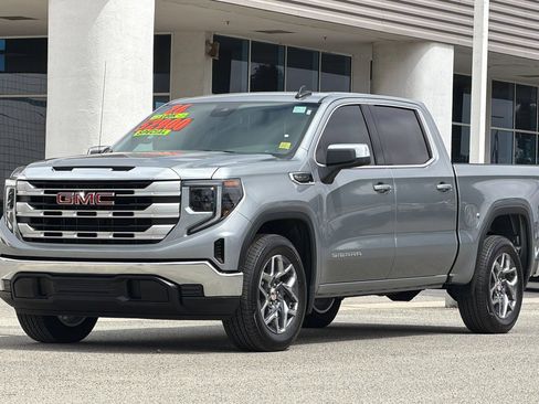 Used 2026 GMC Sierra 1500 SLE RWD image 8