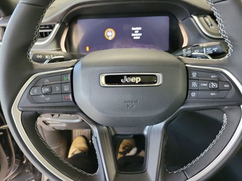 New 2026 Jeep Grand Cherokee Laredo X AWD/4WD image 14