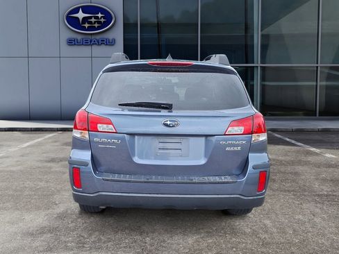 Used 2014 Subaru Outback 2.5i Premium AWD/4WD image 5