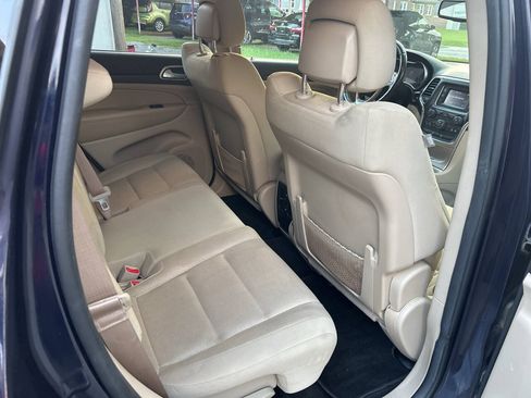 Used 2014 Jeep Grand Cherokee Laredo w/ Quick Order Package 23E AWD/4WD image 19