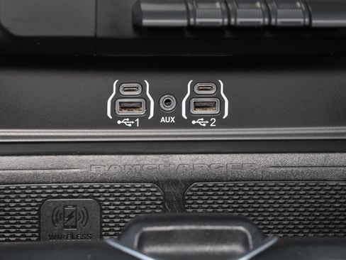 Used 2025 RAM 1500 Big Horn image 35