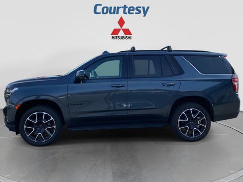 Used 2021 Chevrolet Tahoe RST w/ Luxury Package AWD/4WD image 2
