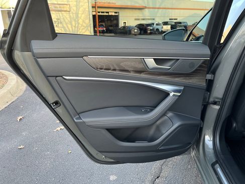 Used 2023 Audi A6 Premium Plus image 17