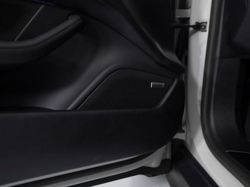 Certified 2023 Porsche Taycan 4S AWD/4WD image 21