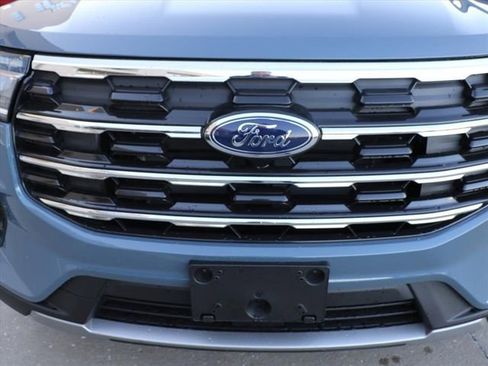 New 2026 Ford Explorer Active w/ Active Comfort Package AWD/4WD image 17