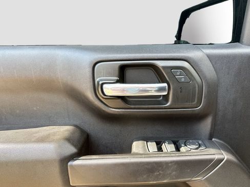 Used 2024 Chevrolet Silverado 1500 Custom Trail Boss AWD/4WD image 9