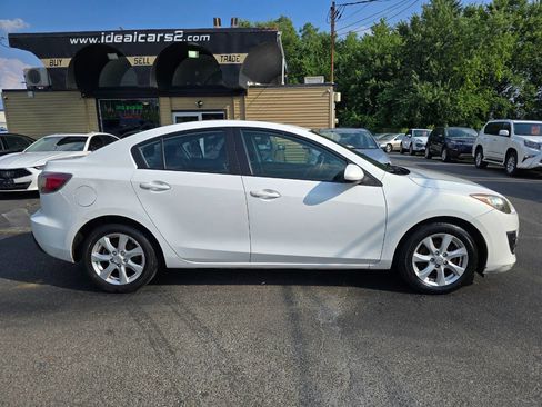 Used 2010 MAZDA MAZDA3 i Touring image 2