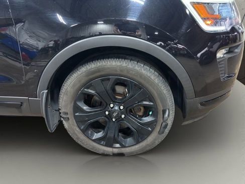 Used 2019 Ford Explorer Sport AWD/4WD image 35