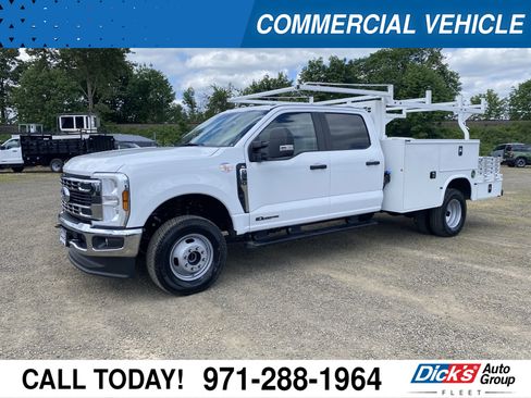 New 2025 Ford F350 XL w/ XL Chrome Package image 1