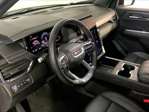 Used 2024 GMC Acadia Elevation AWD/4WD image 14