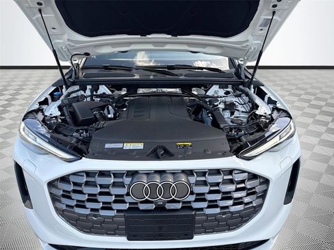 New 2025 Audi Q5 Premium Plus AWD/4WD image 31