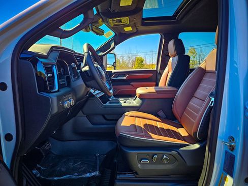 New 2026 GMC Sierra 3500 Denali Ultimate image 18