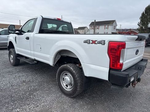 Used 2019 Ford F250 XL w/ Snow Plow Prep Package image 8