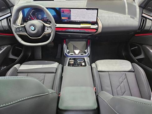 Used 2025 BMW X3 xDrive30i w/ Premium Package image 15