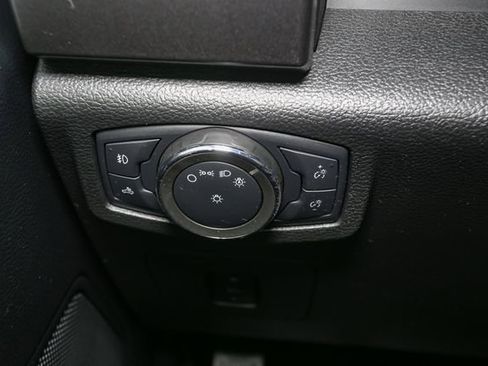 Used 2015 Ford F150 XLT w/ Equipment Group 302A Luxury AWD/4WD image 33
